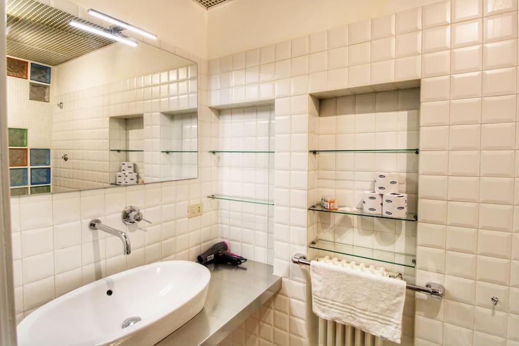 Paglia45 Apartment At Trastevere By Yourhost ローマ エクステリア 写真